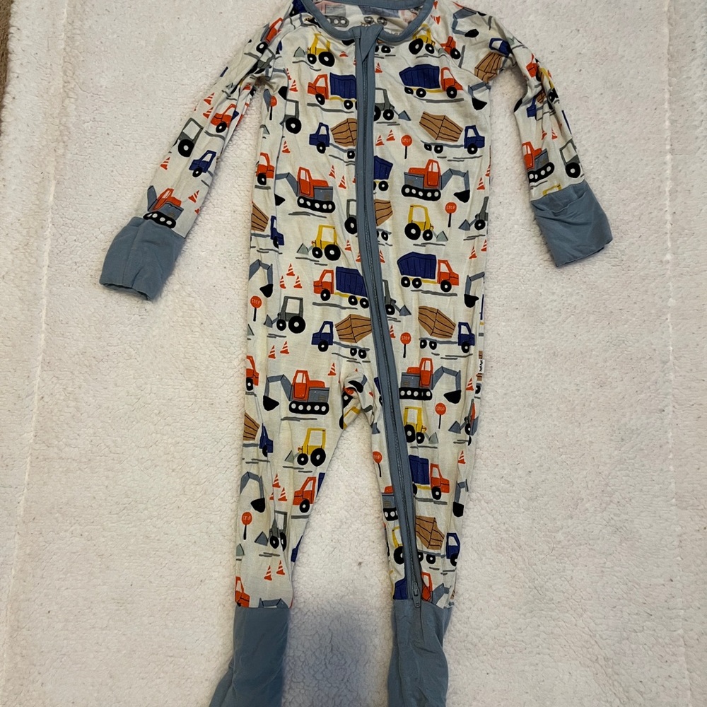 Little Sleepies construction Print zippy